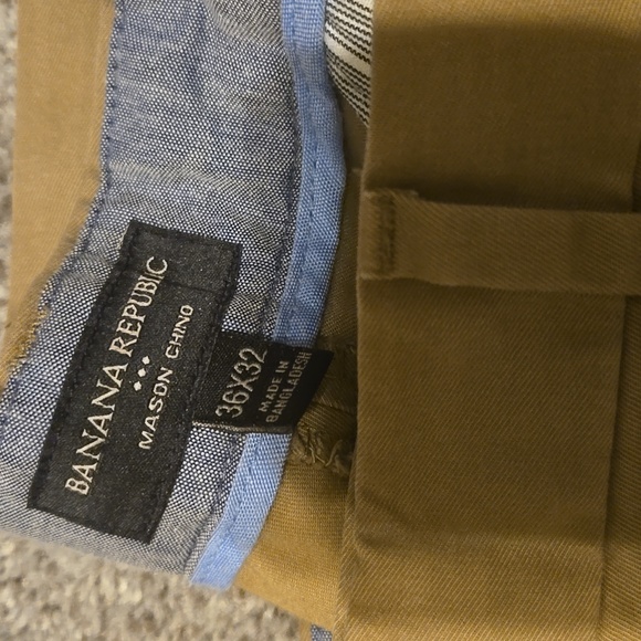3 pairs of banana Republic pants size 36*32 color tan, blue, and gray - Picture 2 of 7